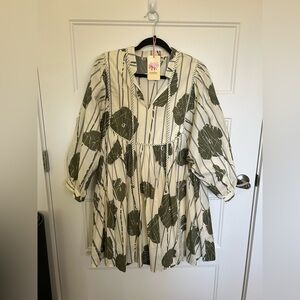 entro Cream and Olive Green Striped Floral Top